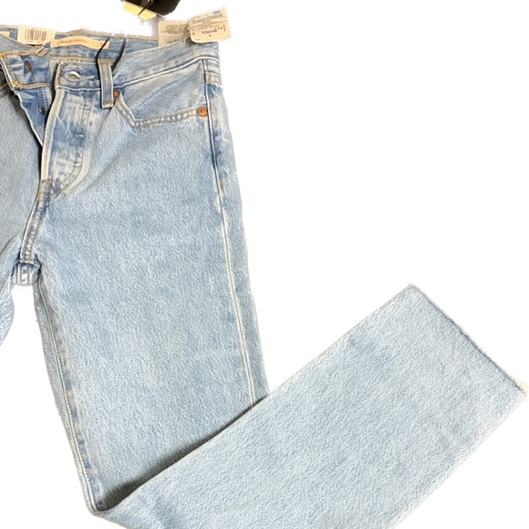 NWT Levi’s premium wedgie straight - Picture 3 of 8